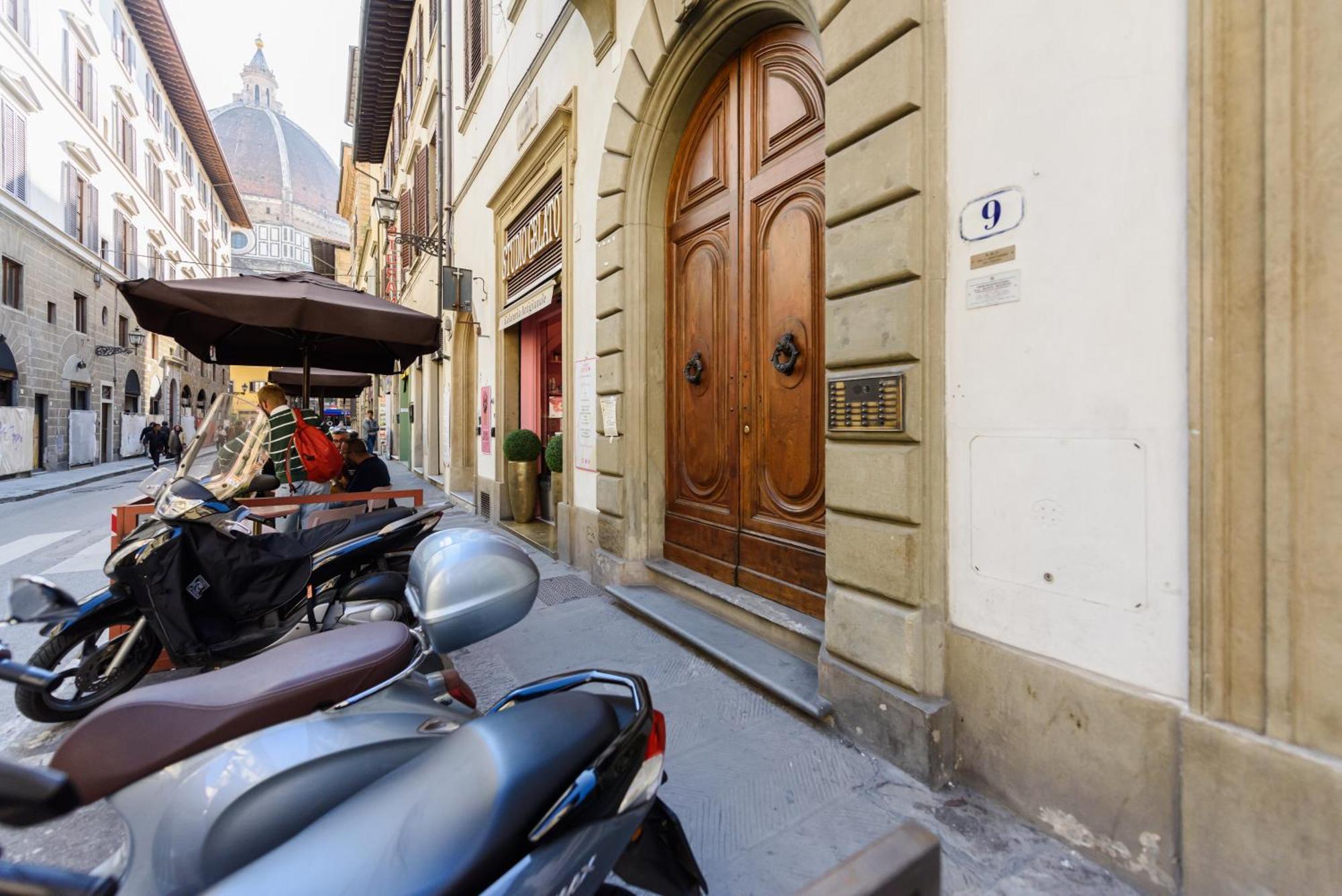 Cozy & Charming Florentine Hideaway By Oteego Florence Exterior photo